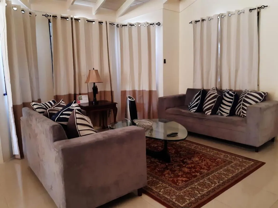 אוצ'ו ריוס Bing'S Home Away From Home